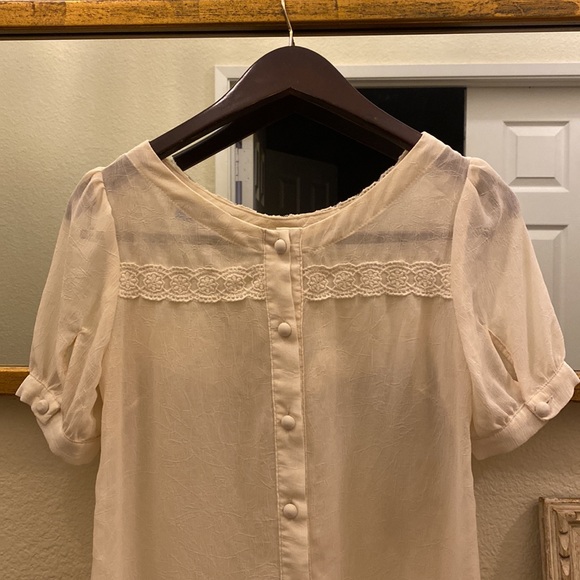 Sheer crinkly blouse - Picture 2 of 3